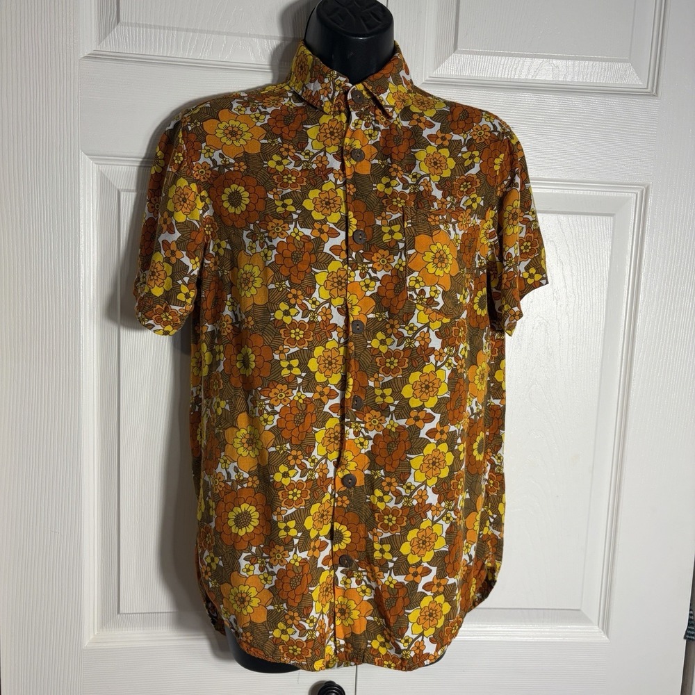 Her Pony The Label Button Up Shirt Men S Orange 70s Style Floral Short Sleeve